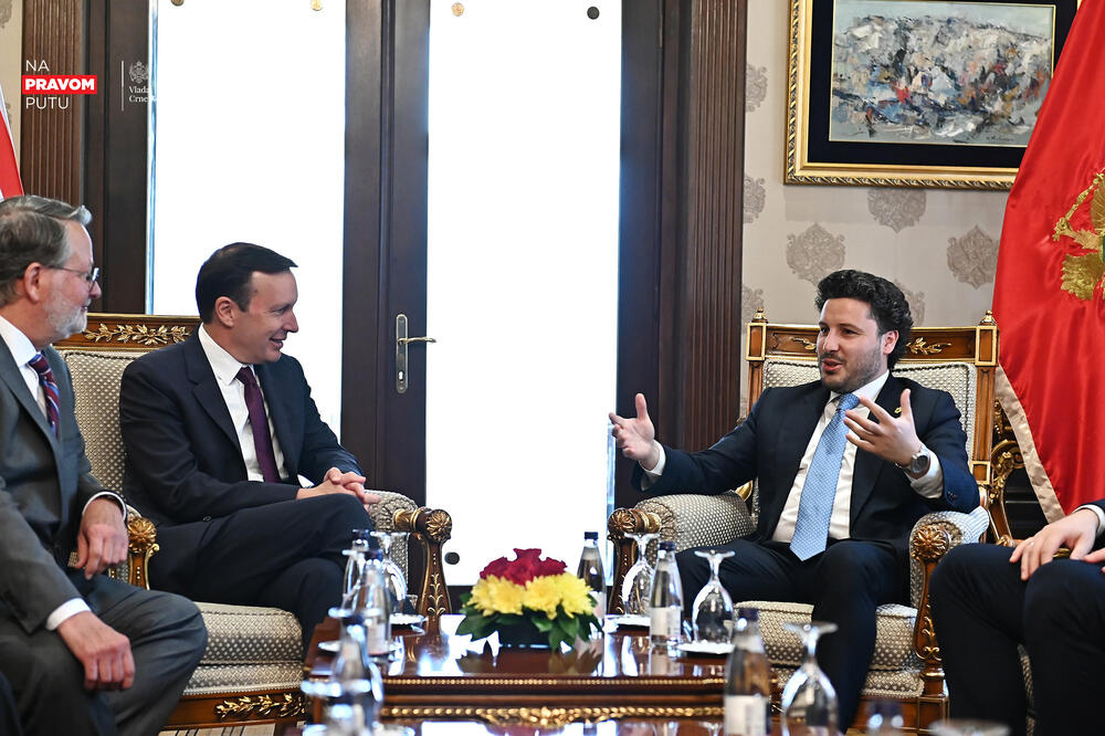Abazović na sastanku sa američkim senatorima, Foto: Vlada Crne Gore