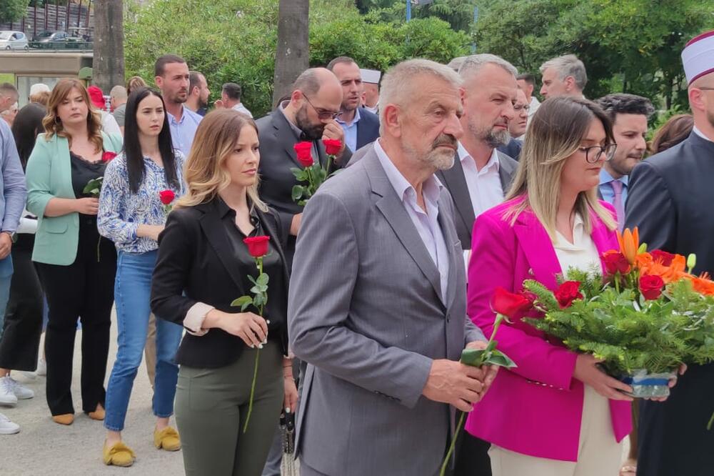 Cikotić na obilježavanju godišnjice deportacije bošnjačkih izbjeglica, Foto: Socijaldemokratska partija Crne Gore
