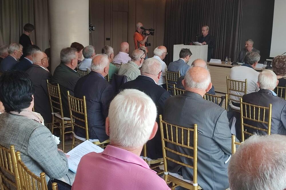 Sa sjednice, Foto: Savez udruženja penzionera