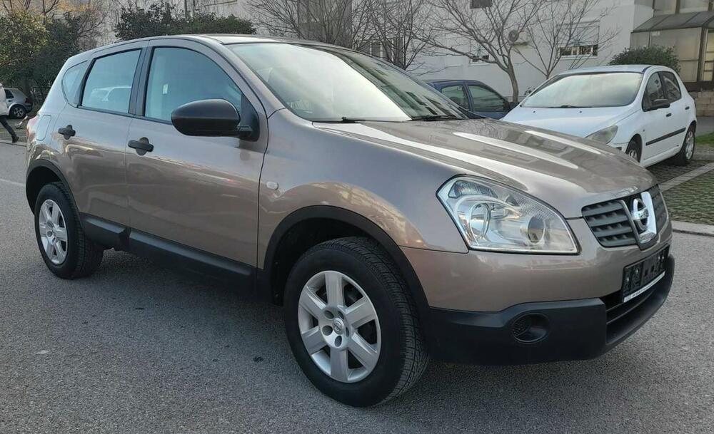 Mali oglasi, Vozila, Nissan Qashqai