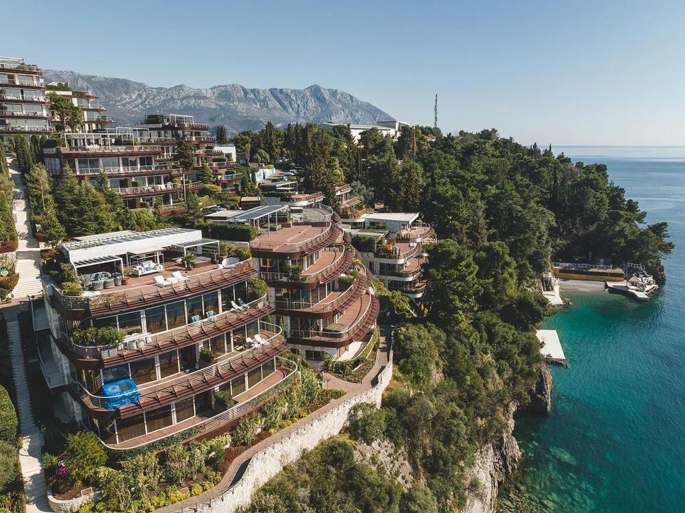 <p>Aukcijska prodaja luksuznih nekretnina iznad 2.5 mil. eura. Aukciju vode poznati stručnjaci iz Londona</p>