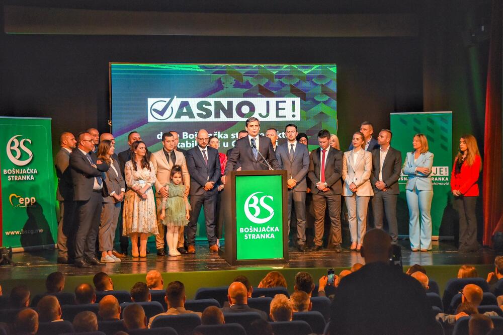 Ibrahimović na promotivnom skupu u Bijelom Polju, Foto: Bošnjačka stranka
