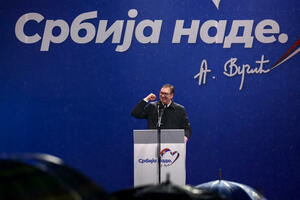 Vučić is not at the head of SNS as of tomorrow, he called the organizers of the protest...
