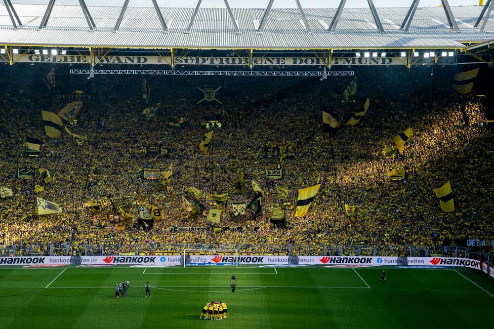 Ovi navijači zaslužuju da danas slave, Foto: Twitter/BorussiaDortmund
