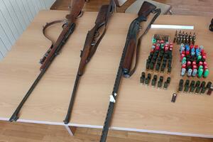 Pretresom na Cetinju oduzete puške i municija
