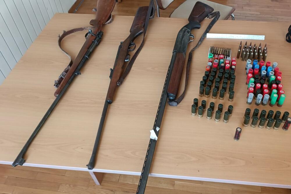 Oduzeto oružje, Foto: Uprava policije
