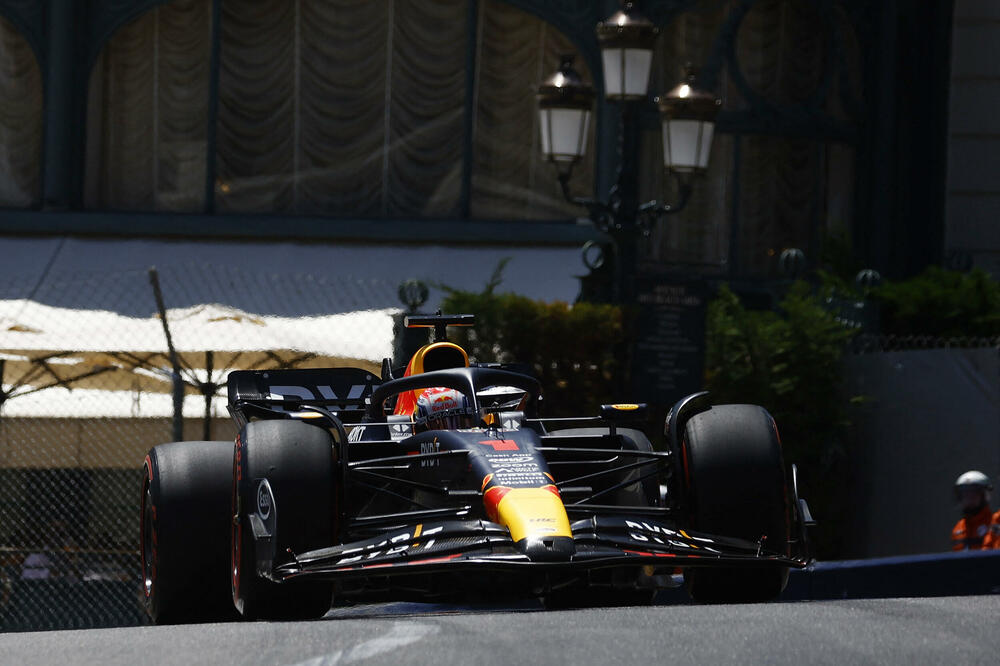 Maks Ferstapen u bolidu Red Bula na današnjem treningu, Foto: Reuters