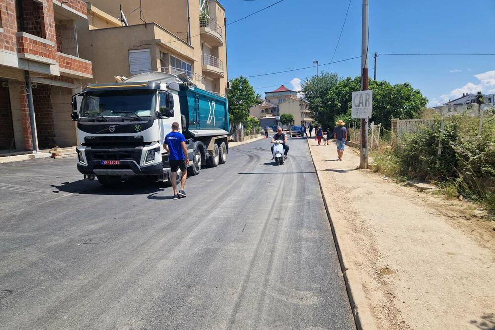 Ulica Majke Tereze, Foto: Samir Adrović