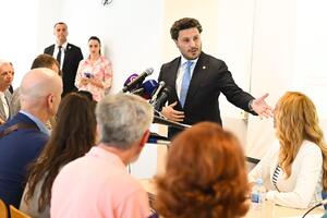 Abazović: Do 2028. možemo i do dvije milijarde prihoda u turizmu