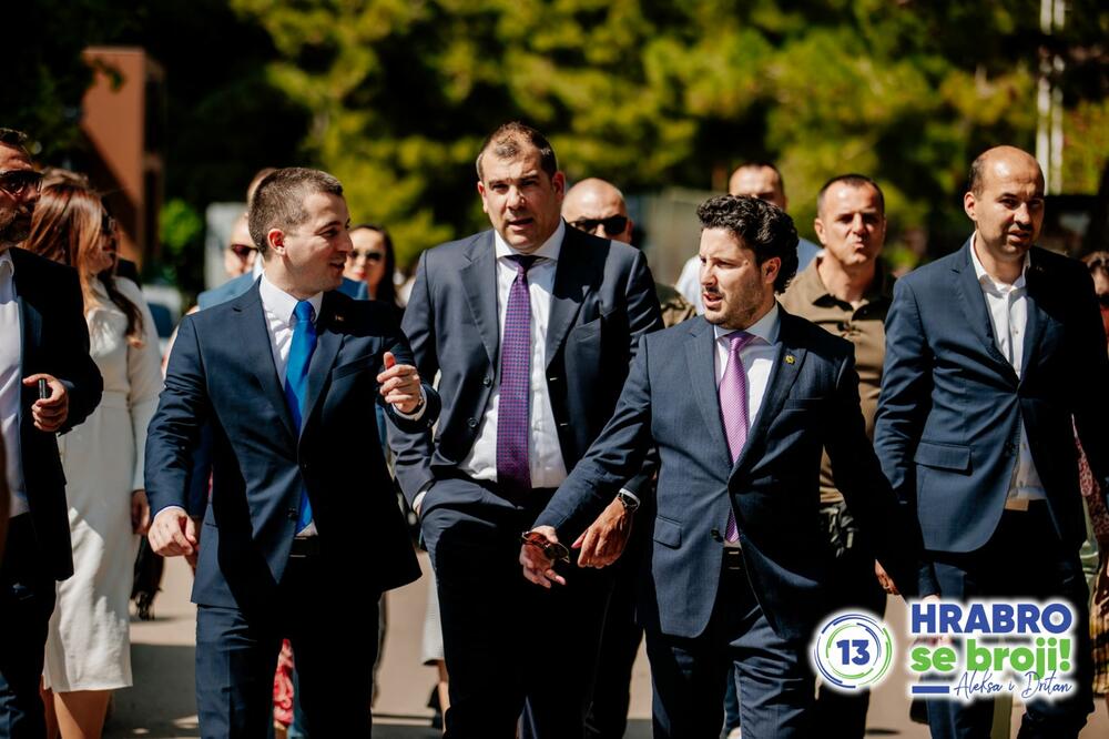 Koalicija "Hrabro se broji" u Budvi, Foto: Aleksa i Dritan - Hrabro se broji
