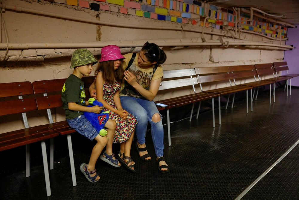Residents of Kiev in a shelter during the Russian attack