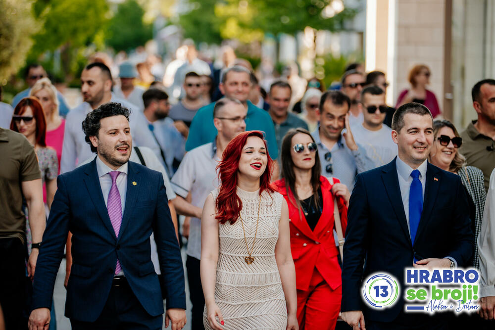 Hrabro se broji Tivat