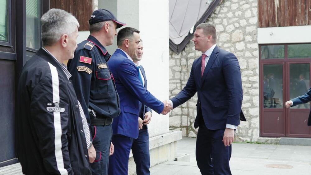 <p>"Sjever zaslužuje veću posvećenost", kazao je Adžić</p>