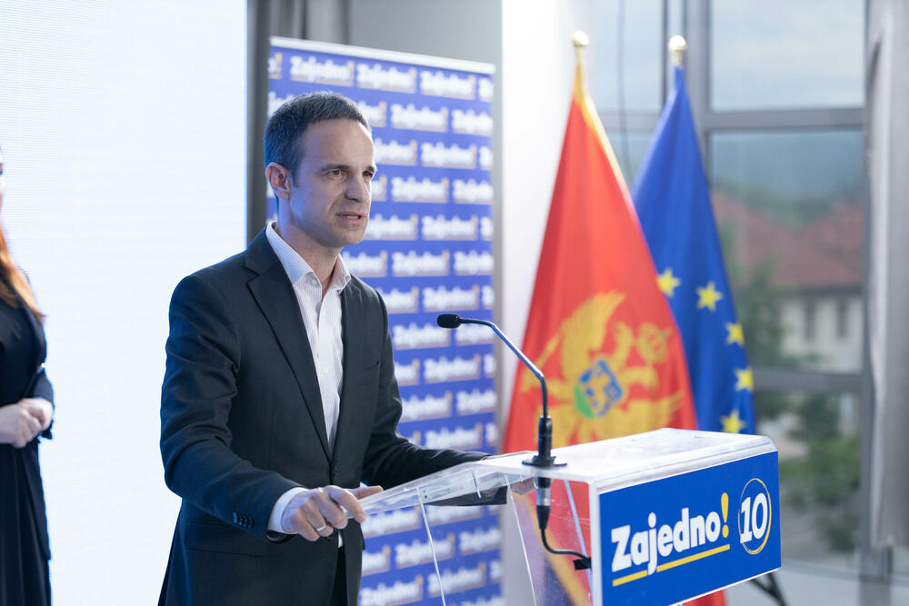 <p>Živković je kazao da je jedna od osnovnih stvari izbornog programa koalicije DPS – SD – LP – DUA da Crna Gora postane sljedeća članica EU</p>