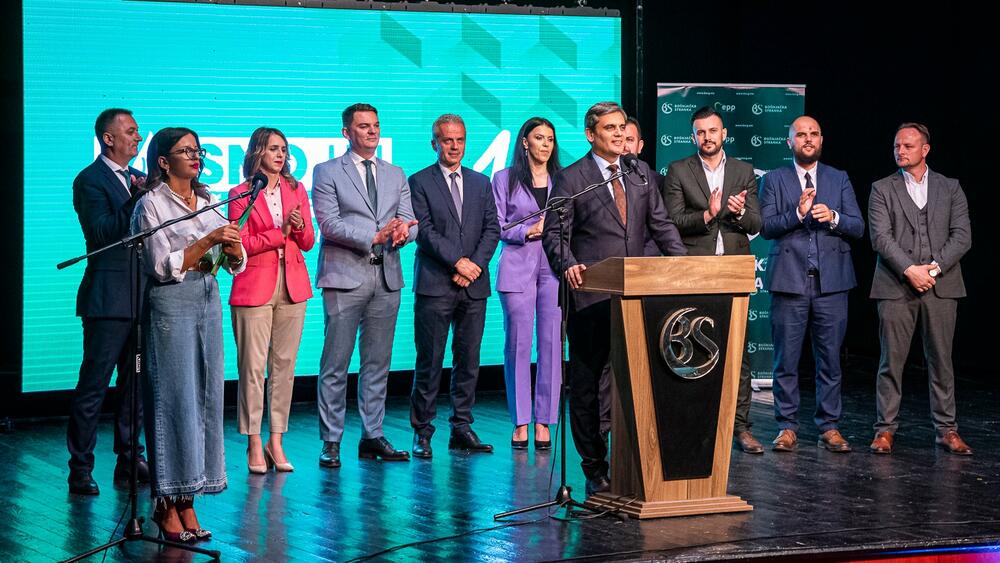 <p>"To ćemo postići samo ukoliko u njoj Muhamed i Marko imaju ista prava i ukoliko isto pripada njima u Crnoj Gori", kazao je lider Bošnjačke stranke</p>