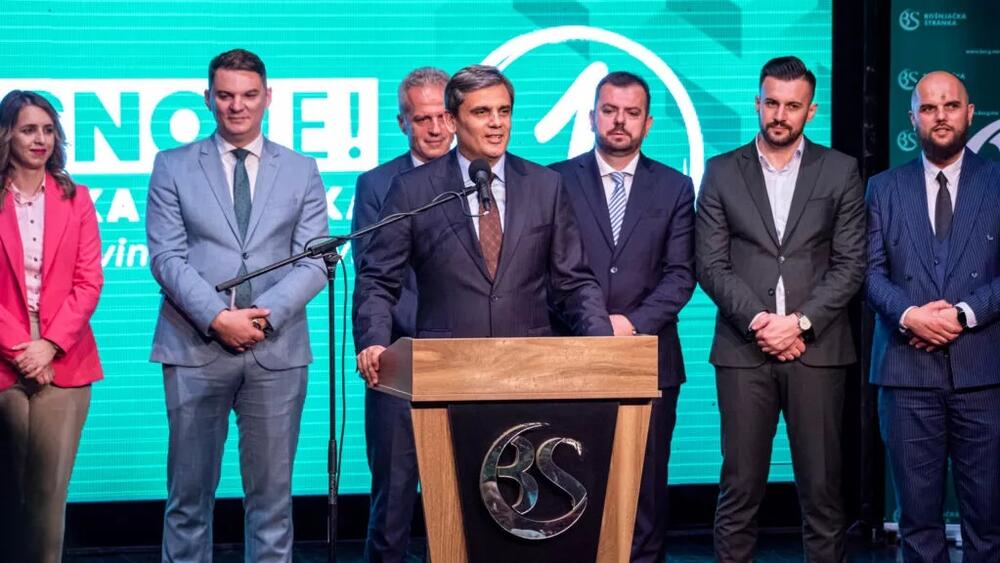 <p>"To ćemo postići samo ukoliko u njoj Muhamed i Marko imaju ista prava i ukoliko isto pripada njima u Crnoj Gori", kazao je lider Bošnjačke stranke</p>