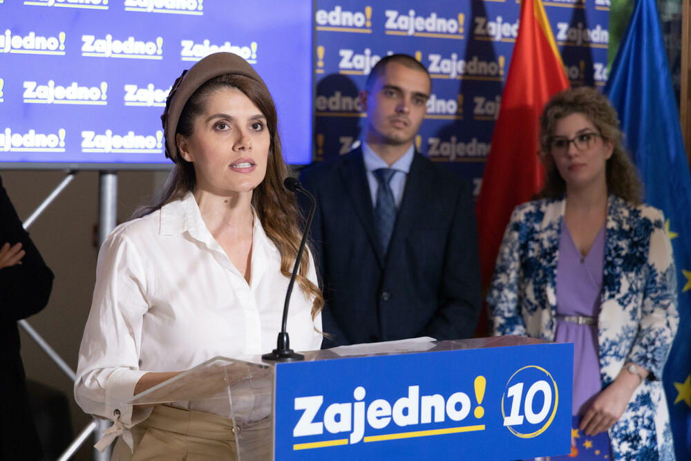 <p>Nosilac liste "Zajedno" kazao da Crnom Gorom ne mogu upravljati oni koji ne poštuju državne simbole</p>