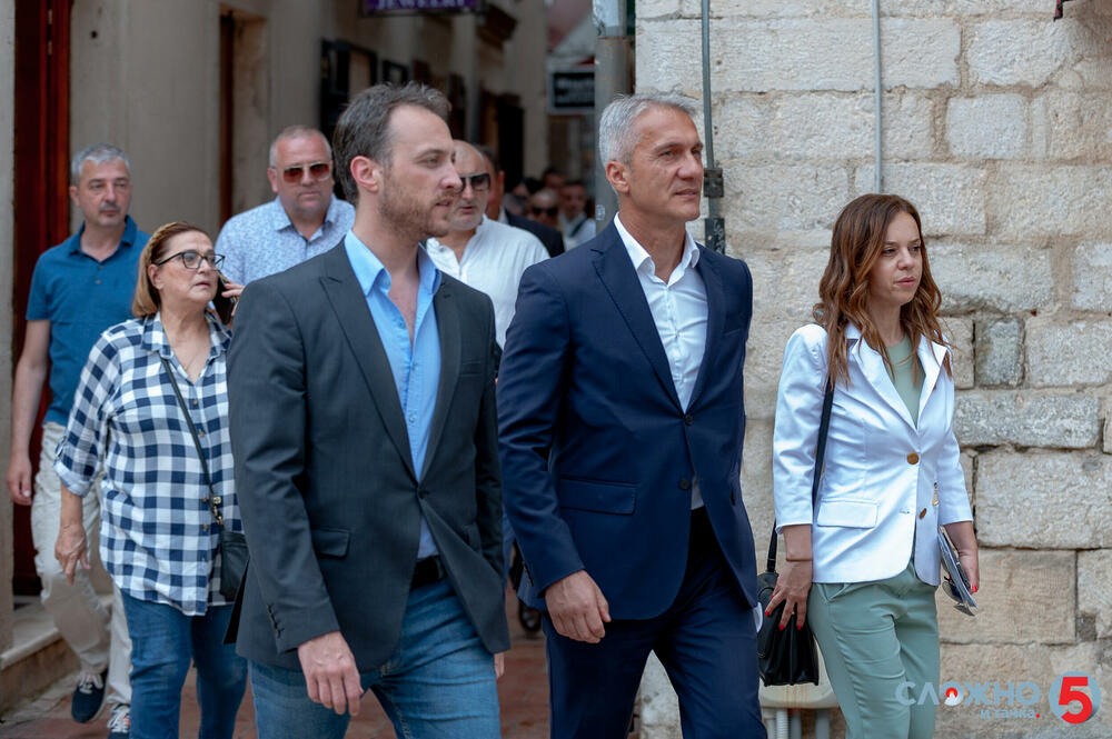 Dejan Vukšić, Marko Milačić, Narodna koalicija - Složno i tačka, Maja Mršulja