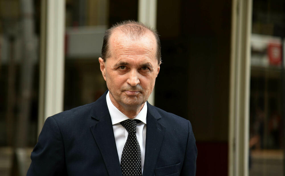 Numanović izlazi iz zgrade tužilaštva