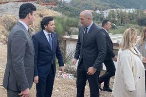 Abazović poziva Mila Božovića da podnese ostavku