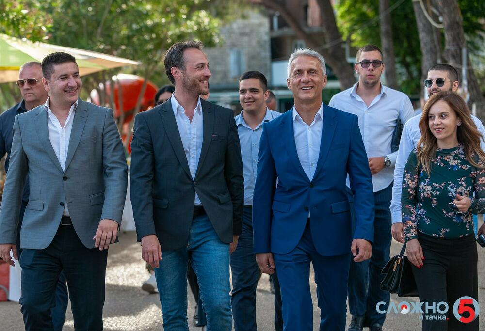 Narodna koalicija - Složno i tačka