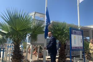 Plava zastavica ovoga ljeta vijori se na 40 crnogorskih kupališta