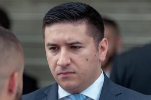 Dajković: Građani da kazne neodgovorne političare koji podižu...