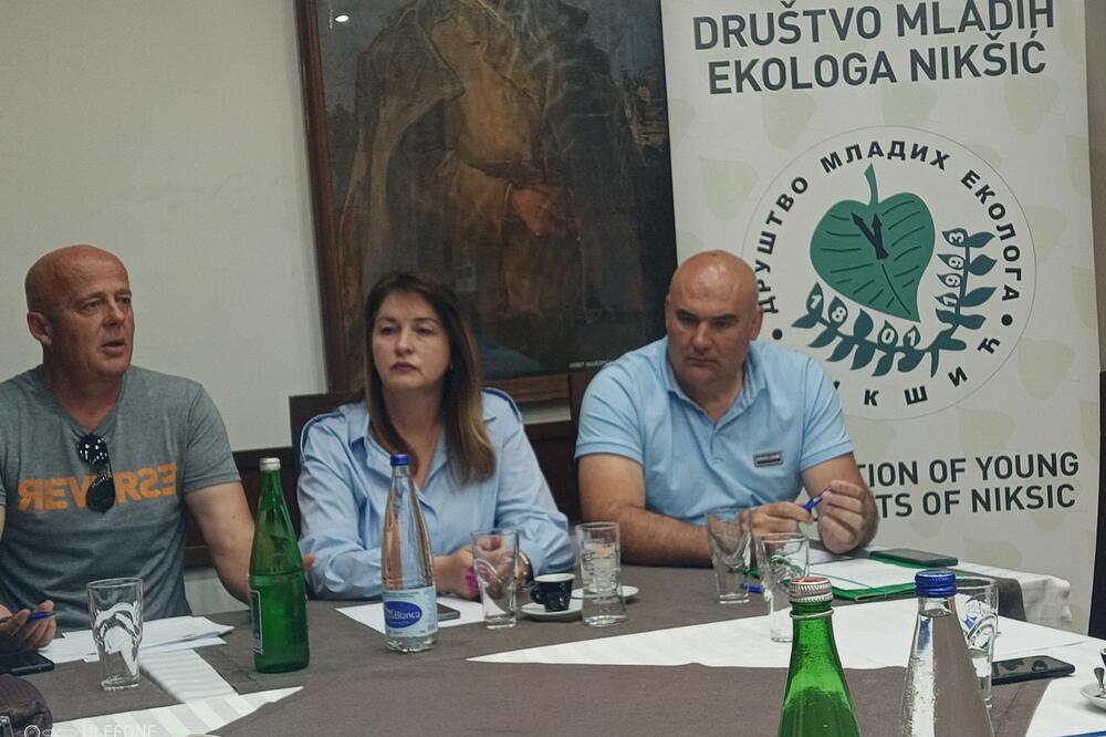 Okrugli sto na temu „Upravljanje komunalnim otpadom u Nikšiću – izazovi i planovi“, Foto: DMEN