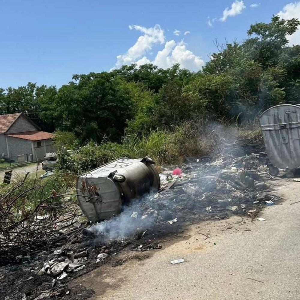 <p>Građane Zete su upitali iz DPS-a kako je nova politička većina i gradska uprava u toj crnogorskoj opštini iskoristila svoju priliku i pozvali ih da ocijene njen današnji izgled</p>