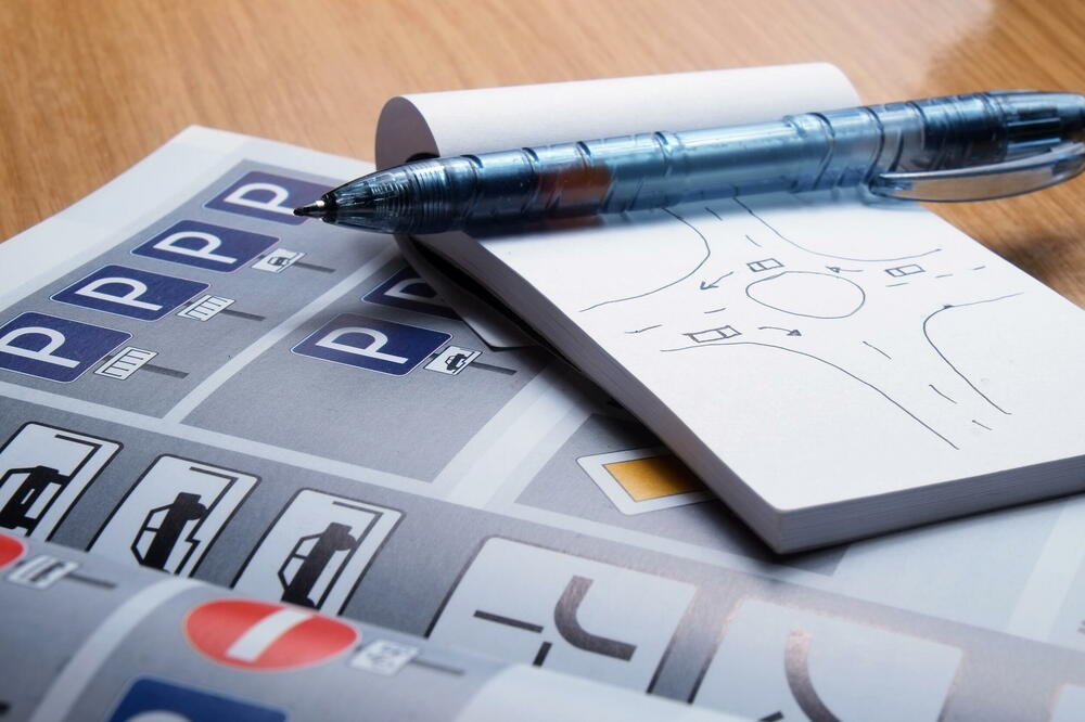 Po hitnom postupku polažu za vozače kategorija koje im nedostaju (Ilustracija), Foto: Shutterstock