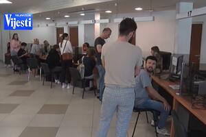 Konačno red u "Limenci" - radi više šaltera, usluge brže