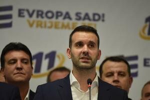 Da li će nova vladajuća koalicija udaljiti Crnu Goru od Zapada?
