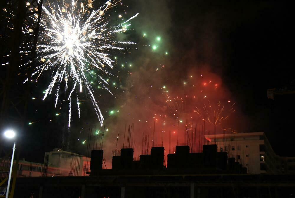 Slavlje ispred prostorija Pokreta Evropa sad