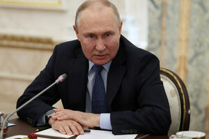 Putin: Rusija spremna za pregovore o Ukrajini, ali Zapad mora da...