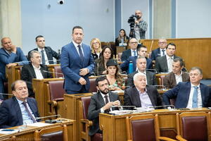 New faces in the parliamentary benches: Without Bulatović, Medojević,...