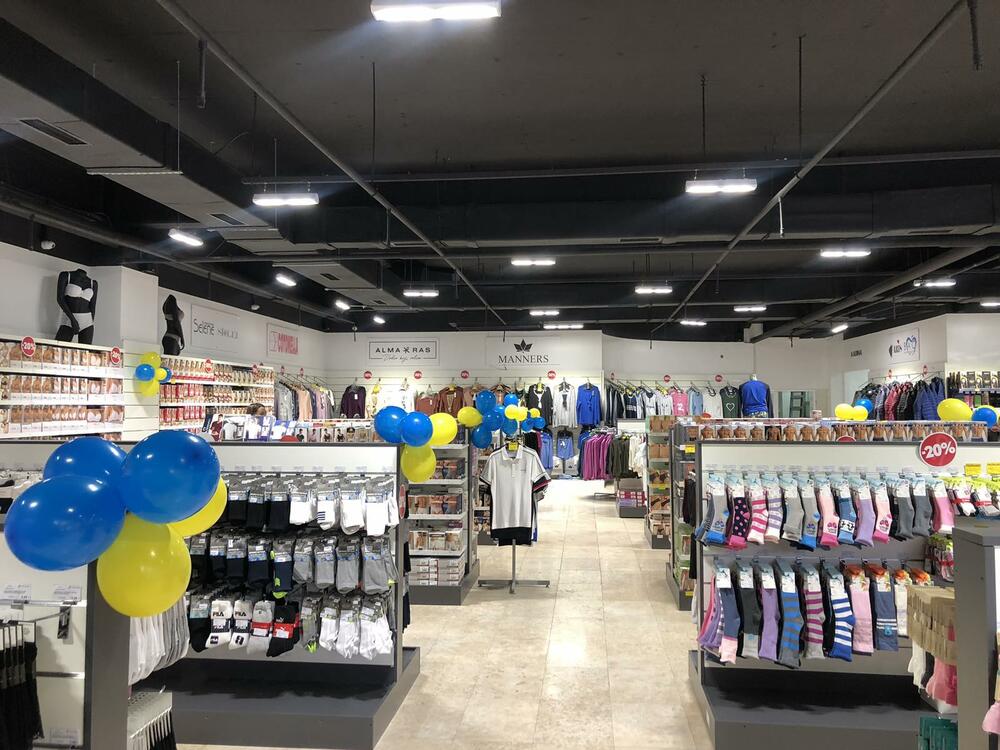 <p>Mil-Pop, 26 godina, ono što prija!</p>