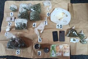 Budva: Uhapšena osoba zbog ulične prodaje narkotika, pronađeno 37...