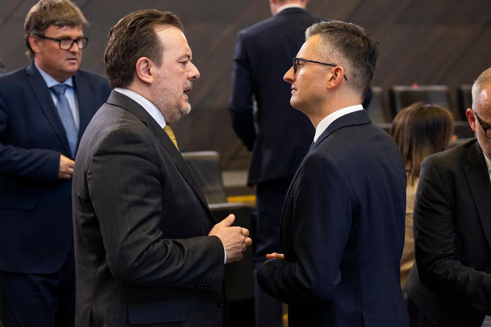 Perović na sastanku, Foto: Biro za odnose s javnošću