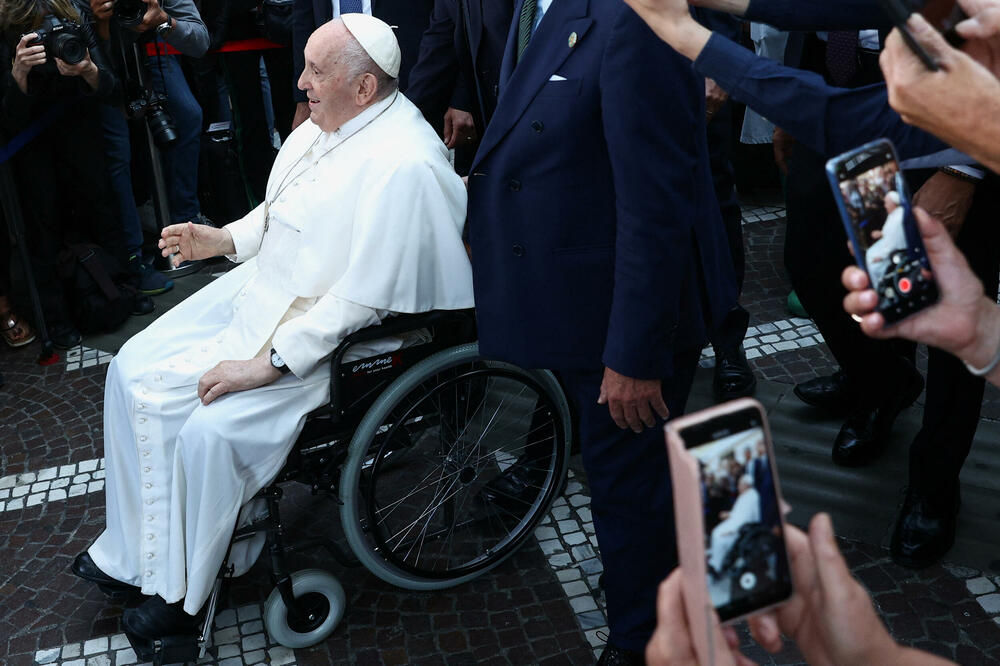 Papa Franjo nakon izlaska iz bolnice, Foto: Reuters