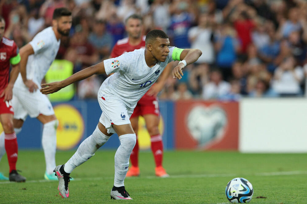 Mbape je iz penala pogodio na Gibraltaru, Foto: Reuters