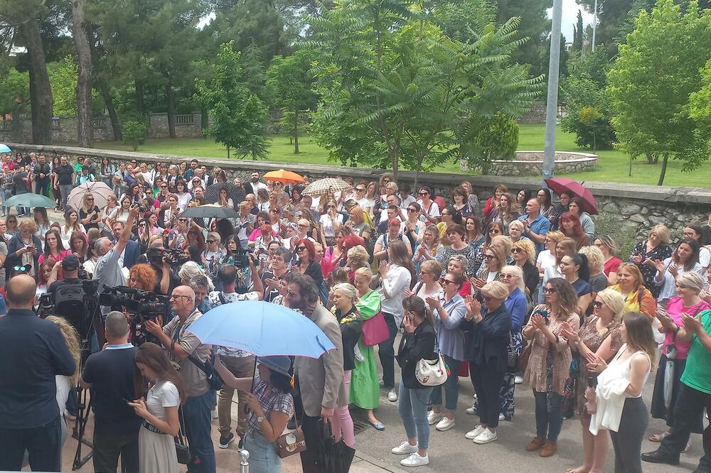 Na protestu zatražena odgovornost nadležnih, Foto: Jovan Mrdak