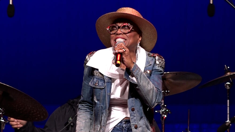 Dee Dee Bridgewater