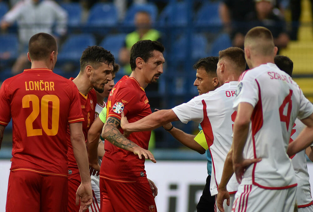 Stefan Savić, Crna Gora - Mađarska