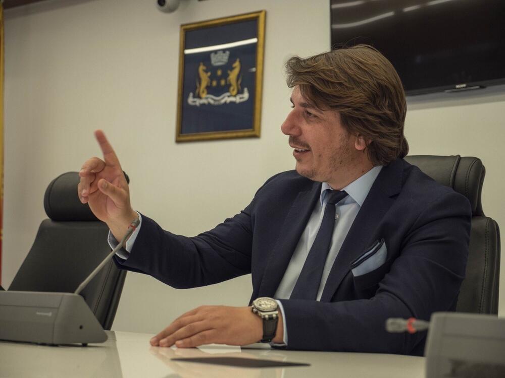 Nije sve što je u skladu sa zakonom i moralno: Radović