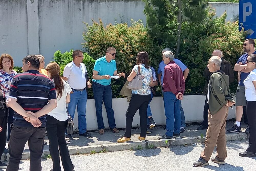 Bivši radnici Vektre Jakić, Foto: Goran Malidžan