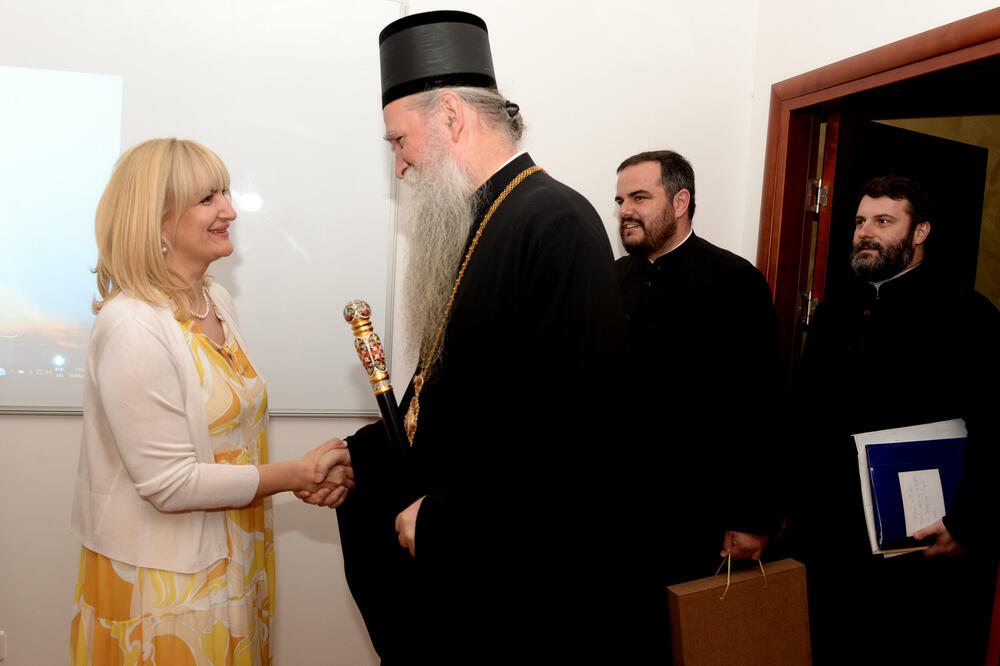 Borovinić Bojović i mitropolit crnogorsko-primorski Joanikije, Foto: Glavni grad Podgorica