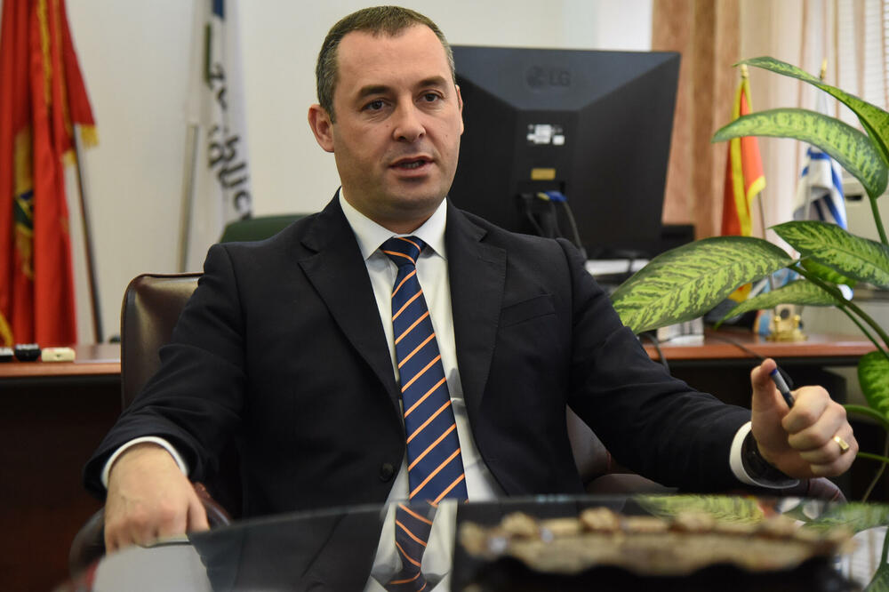 Ministarstvo se ne raduje odlasku ljekara: Šćekić, Foto: Luka Zekovic