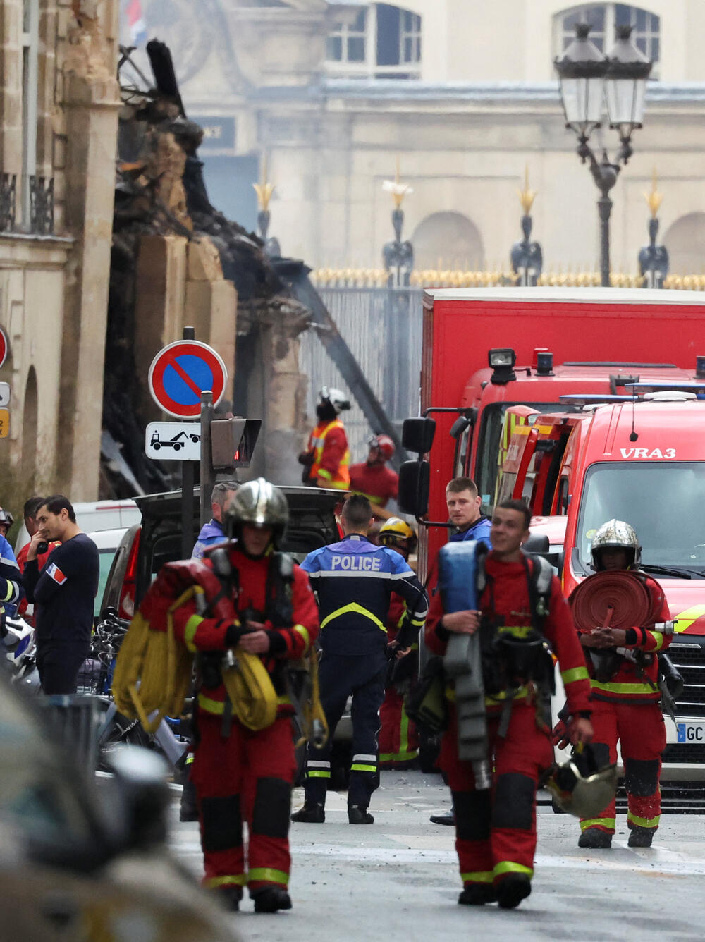 <p>Od eksplozije je opala fasada i popucala su stakla, a stanovnici okolnih zgrada su evakuisani</p>