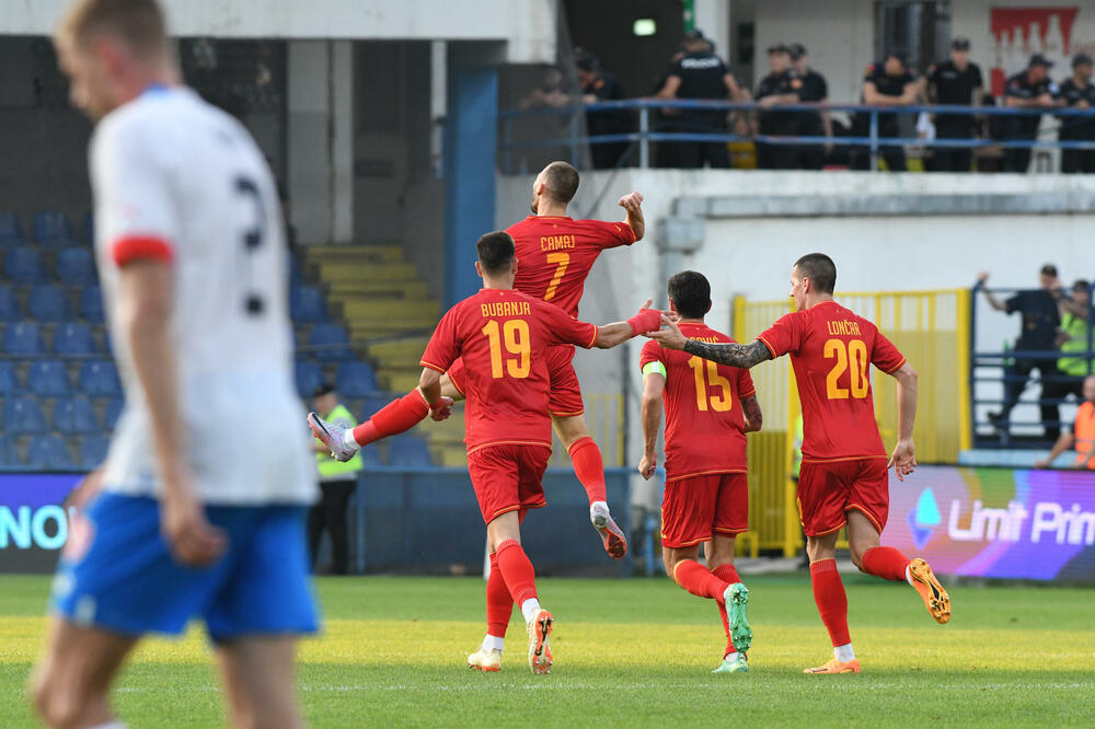 Camaj slavi gol protiv Češke, Foto: FSCG