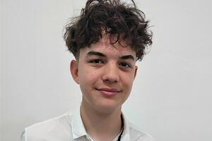 Svestrani Andrej ne juri petice, već znanje